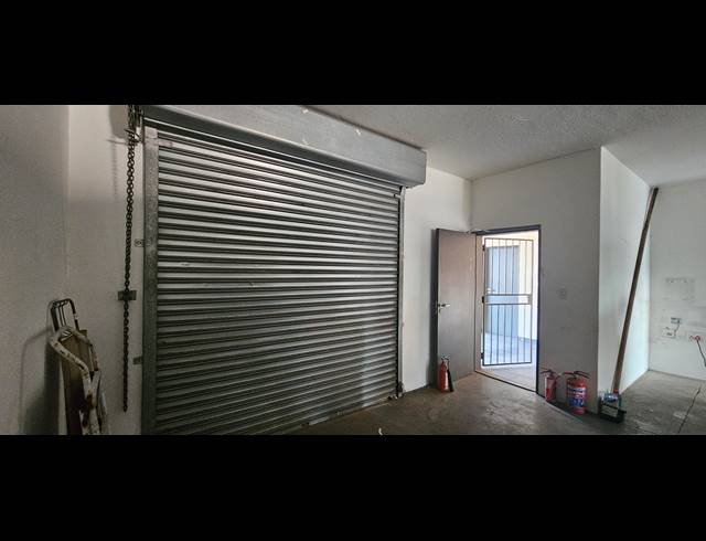 170M² WAREHOUSE TO LET IN NELSPRUIT CENTRAL